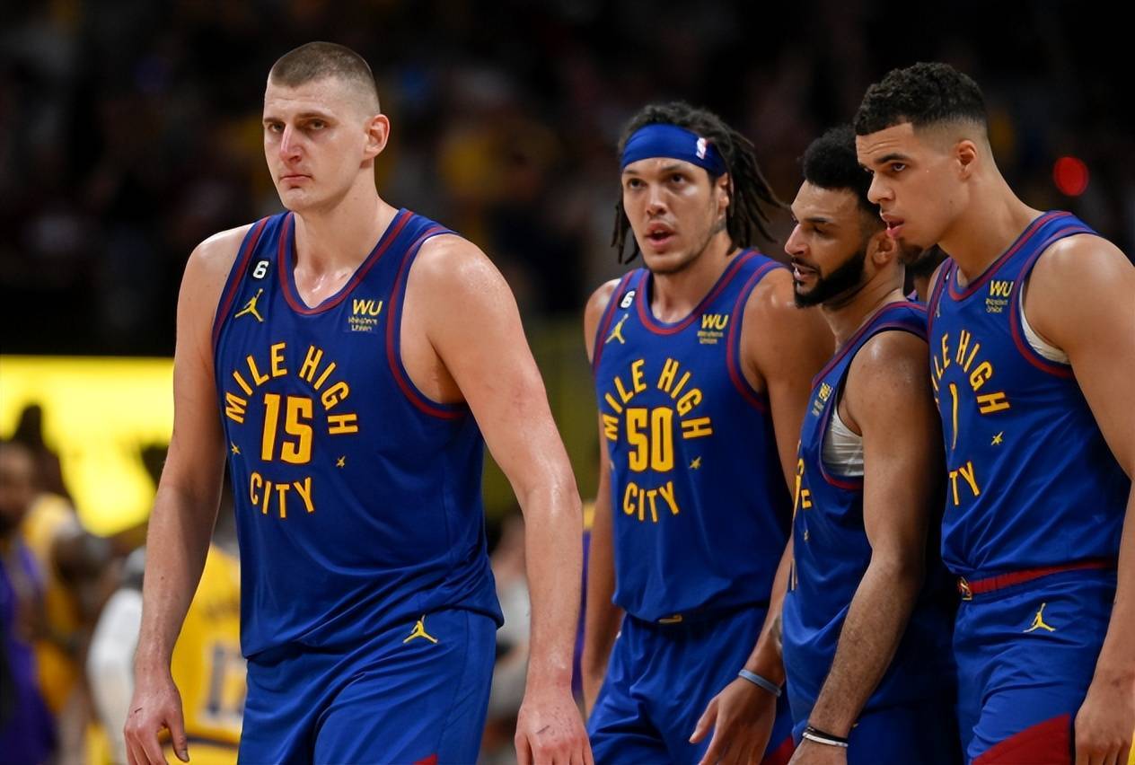 仍保持冷静 仍保持冷静